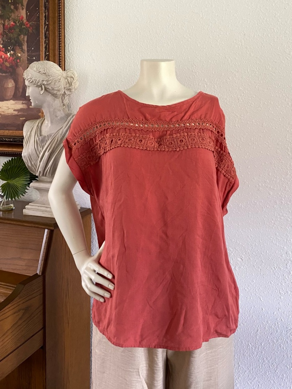 Women's Crochet Yoke Short Sleeve Top - Rust